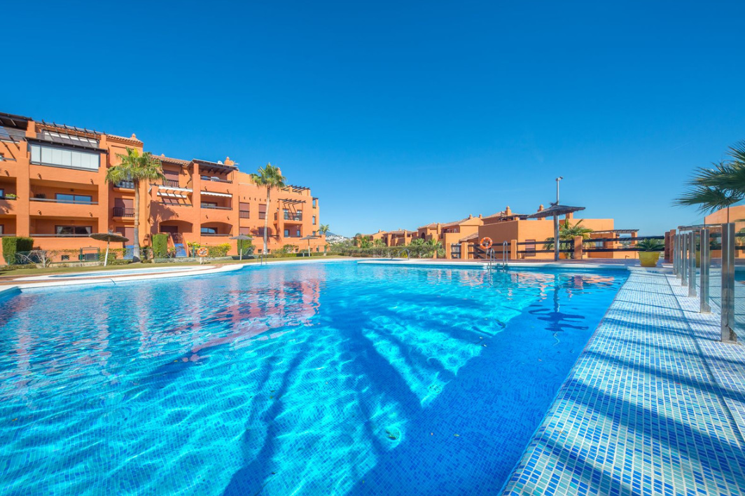 Ático-dúplex de 3 dormitorios en Benahavis, Malaga 3 Bedrooms duplex-penthouse in Benahavis, Malaga Penthouse 3 dormitoare în Benahavis, Malaga Penthouse en duplex de 3 chambres à Benahavis, Malaga