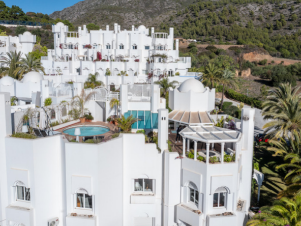 4 Bedrooms duplex penthouse in Jardines Colgantes, Marbella Penthouse 4 dormitoare în Jardines Colgantes, Marbella Penthouse-duplex avec 4 chambres à Jardines Colgantes, Marbella Ático-dúplex de 4 habitaciones en Jardines Colgantes, Marbella