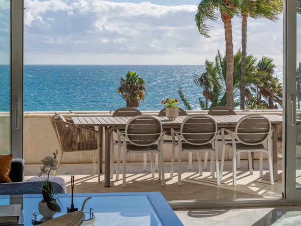 Ático-dúplex de 3 dormitorios en Puerto Banus