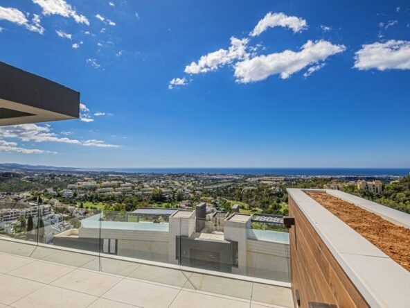 Nuevas villas de 3 a 5 dormitorios en Benahavis New villas with 3 to 5 bedrooms in Benahavis Vile noi de 3 până la 5 dormitoare in Benahavis Nouvelles villas de 3 à 5 chambres à Benahavis