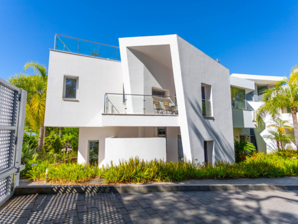 Adosada de 4 dormitorios en Meisho Hills