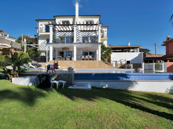 Villa de 5 dormitorios en Benalmádena