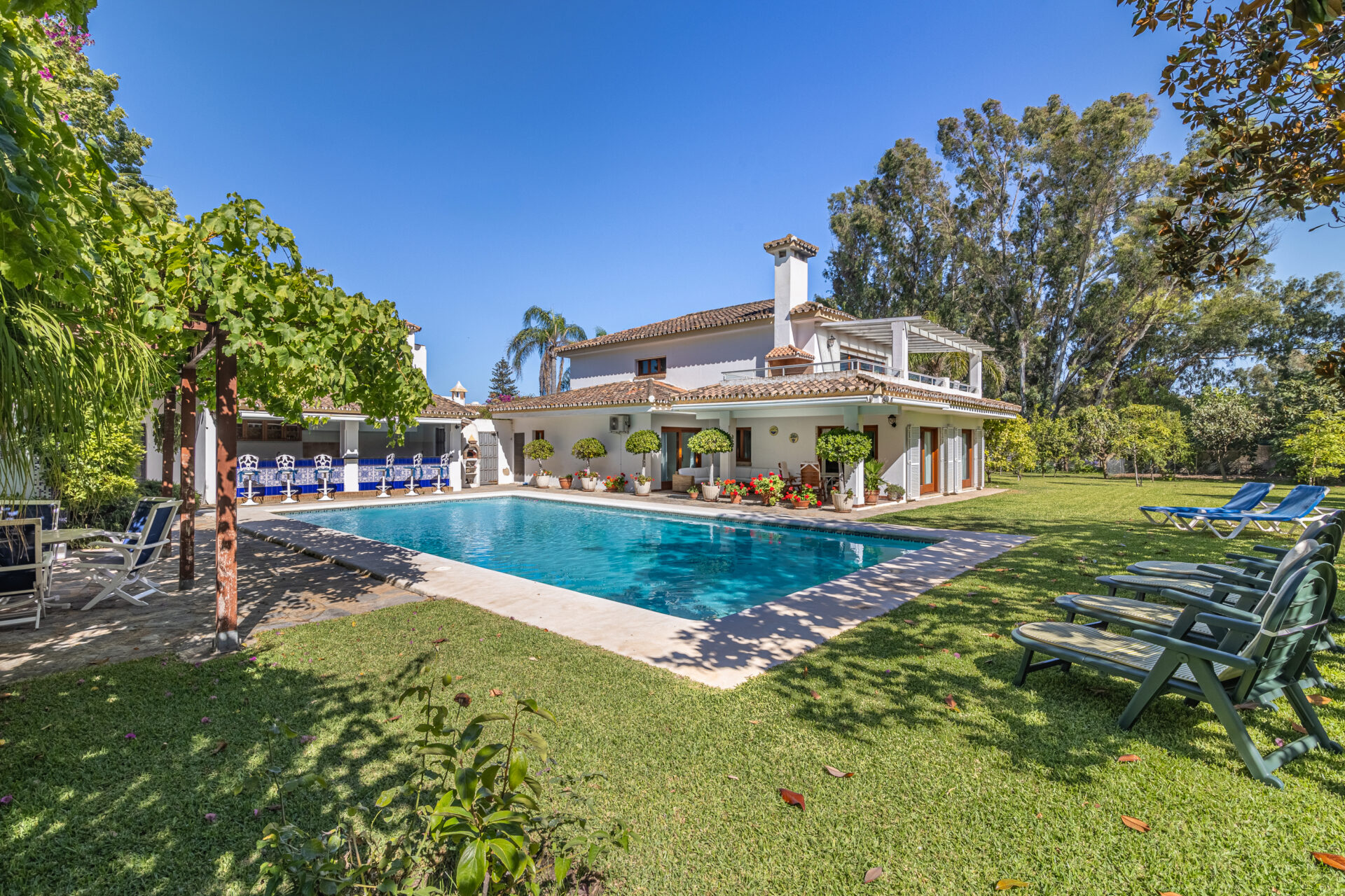 Villa de 5 dormitorios en la Nueva Milla de Oro
